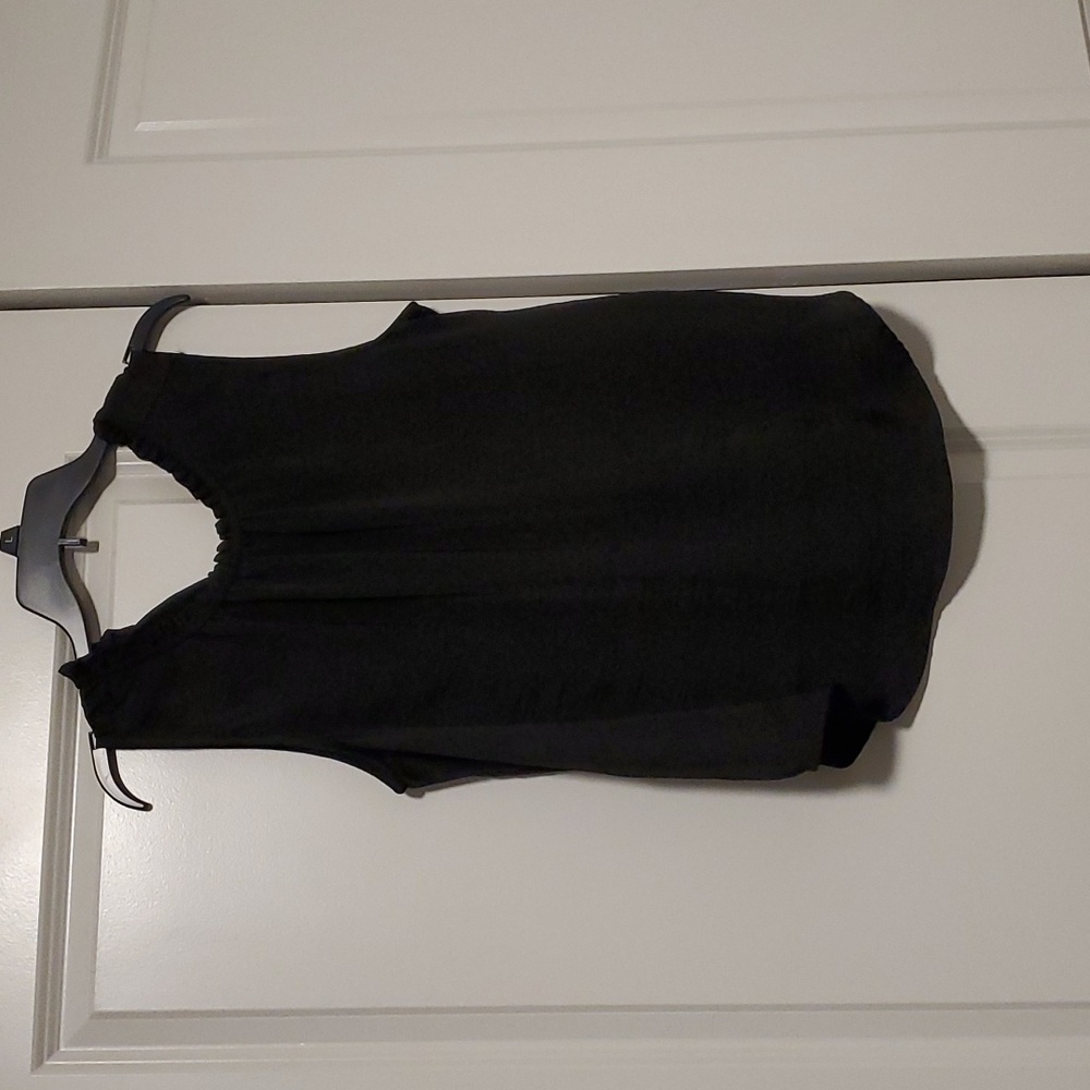 Black silk like material tank top